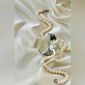 Huge 2 LBs vintage costume jewelry lot~ wearable repair craft junk